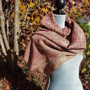 Maroon And Gold Scarf -Perfect Condition Well Protected